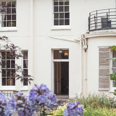 Pantybeiliau House Bed & Breakfast Gilwern 外观 照片