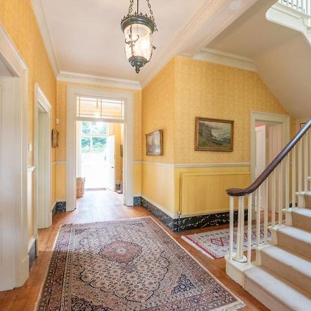 Pantybeiliau House Bed & Breakfast Gilwern 外观 照片