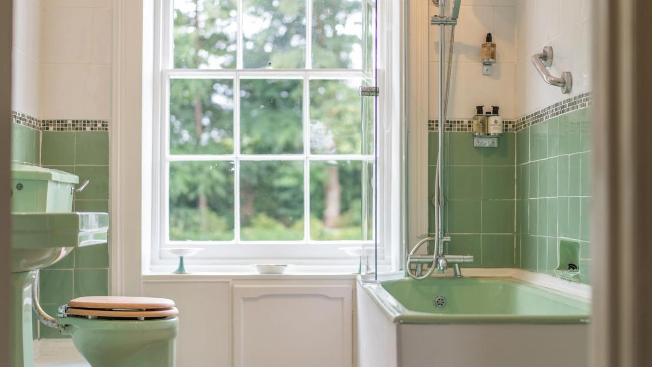 Pantybeiliau House Bed & Breakfast Gilwern 外观 照片