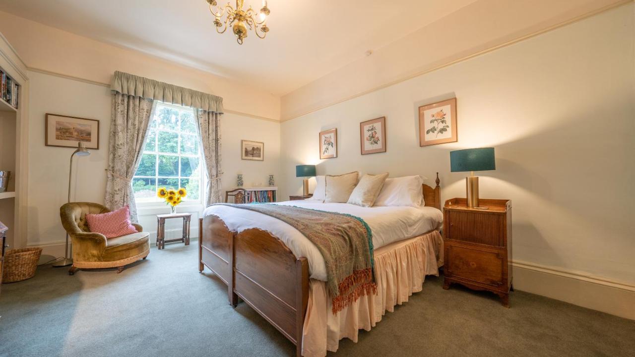 Pantybeiliau House Bed & Breakfast Gilwern 外观 照片