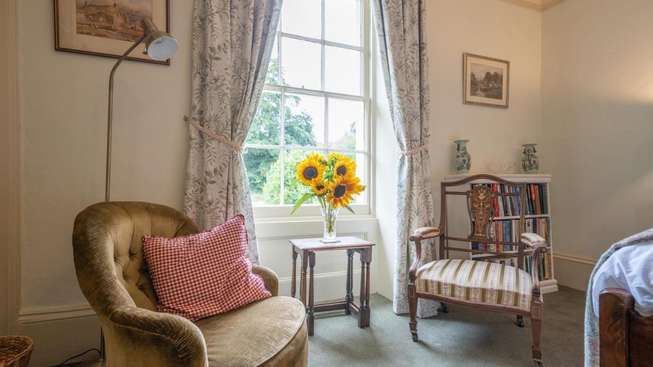 Pantybeiliau House Bed & Breakfast Gilwern 外观 照片