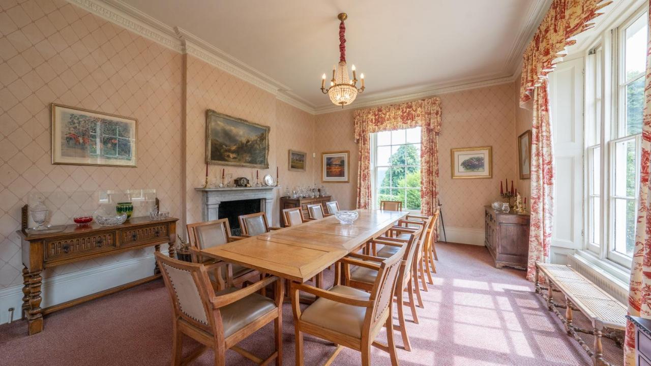 Pantybeiliau House Bed & Breakfast Gilwern 外观 照片